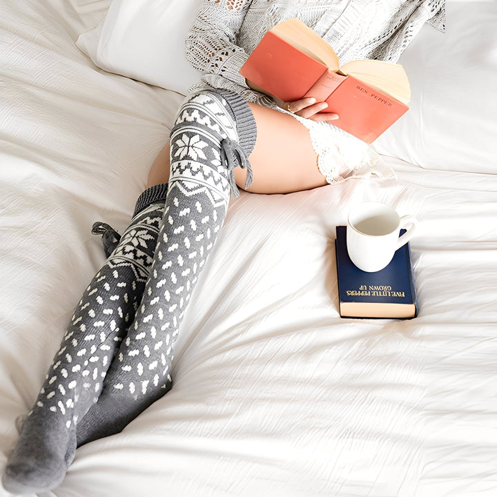 Corinne - Stilvolle Wollsocken für Damen zu Weihnachten