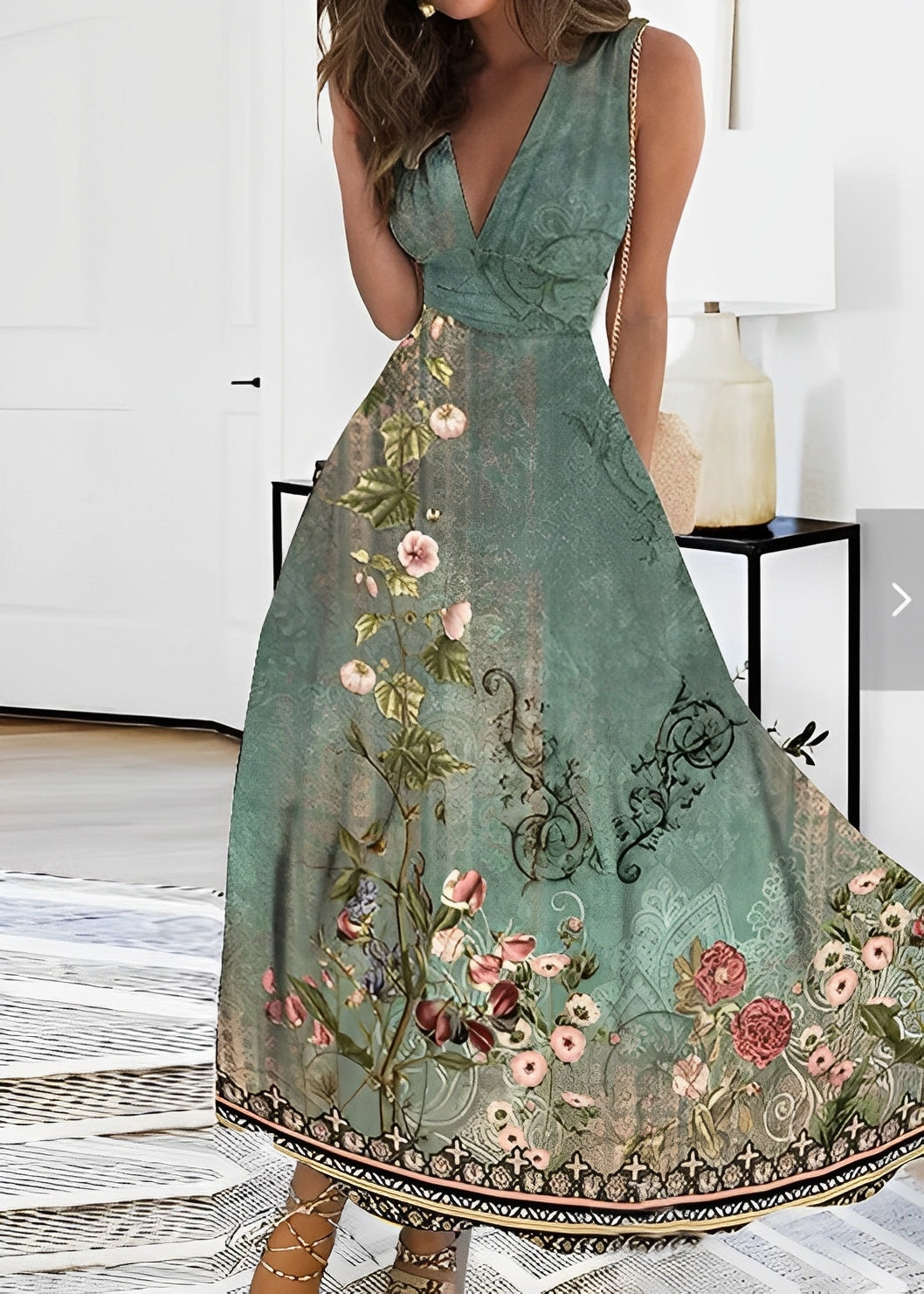 Breanna - Damenkleid mit hohem Bund und Blumendesign