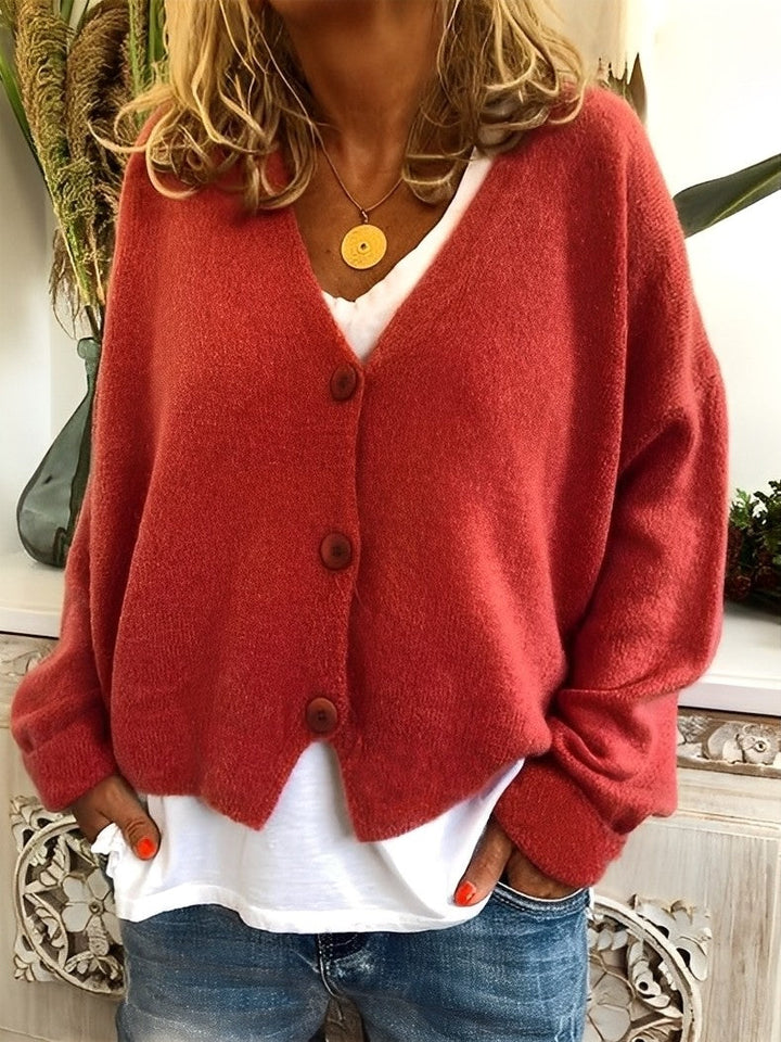 Evette - Gemütliche Damenstrickjacke mit Knöpfen
