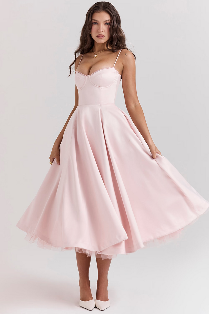 Leona - Schickes Satin-Kleid für Feiern