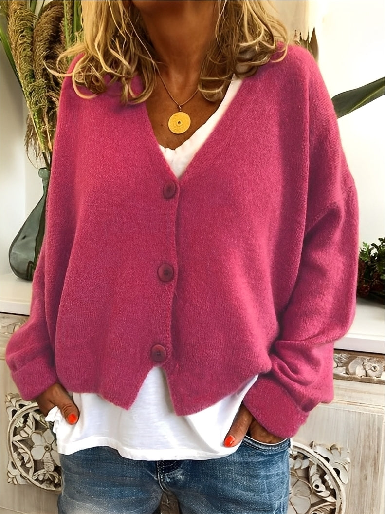 Evette - Gemütliche Damenstrickjacke mit Knöpfen