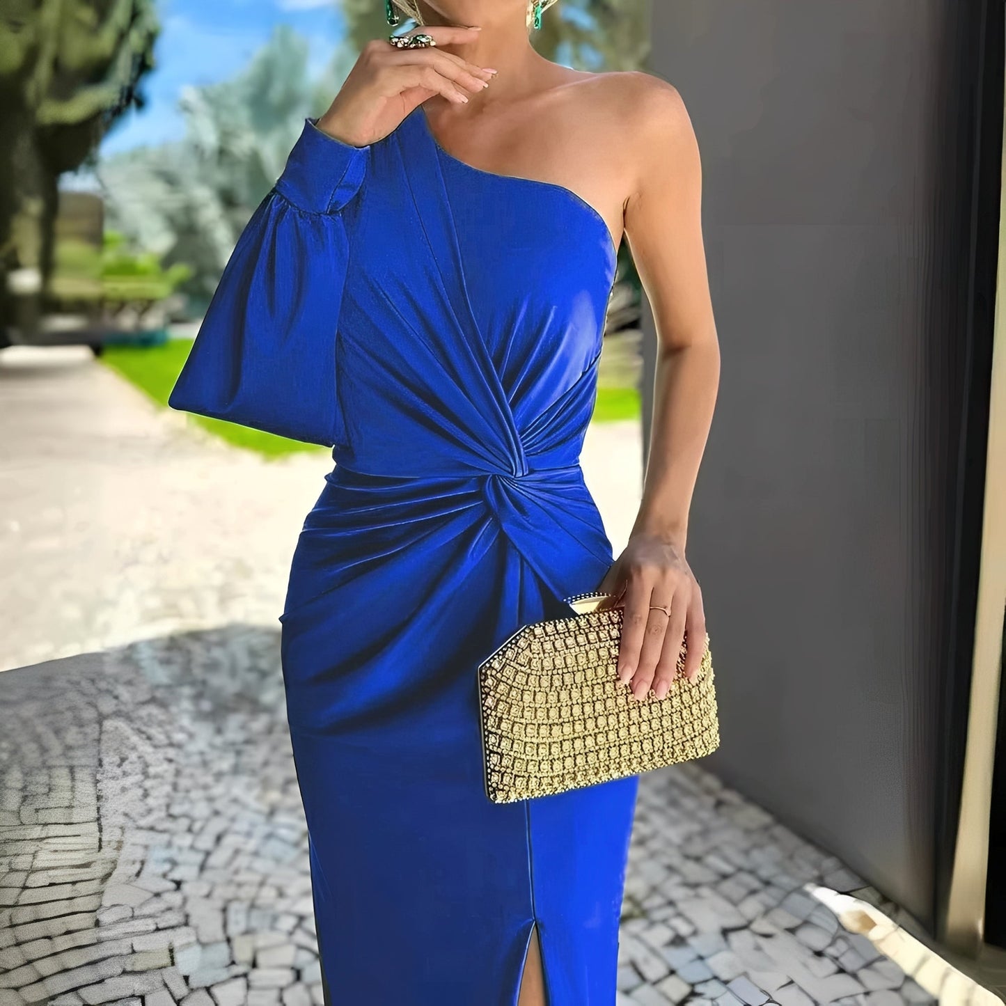 Erica - Damen-Langkleid mit asymmetrischem Schulterausschnitt und Schlitz