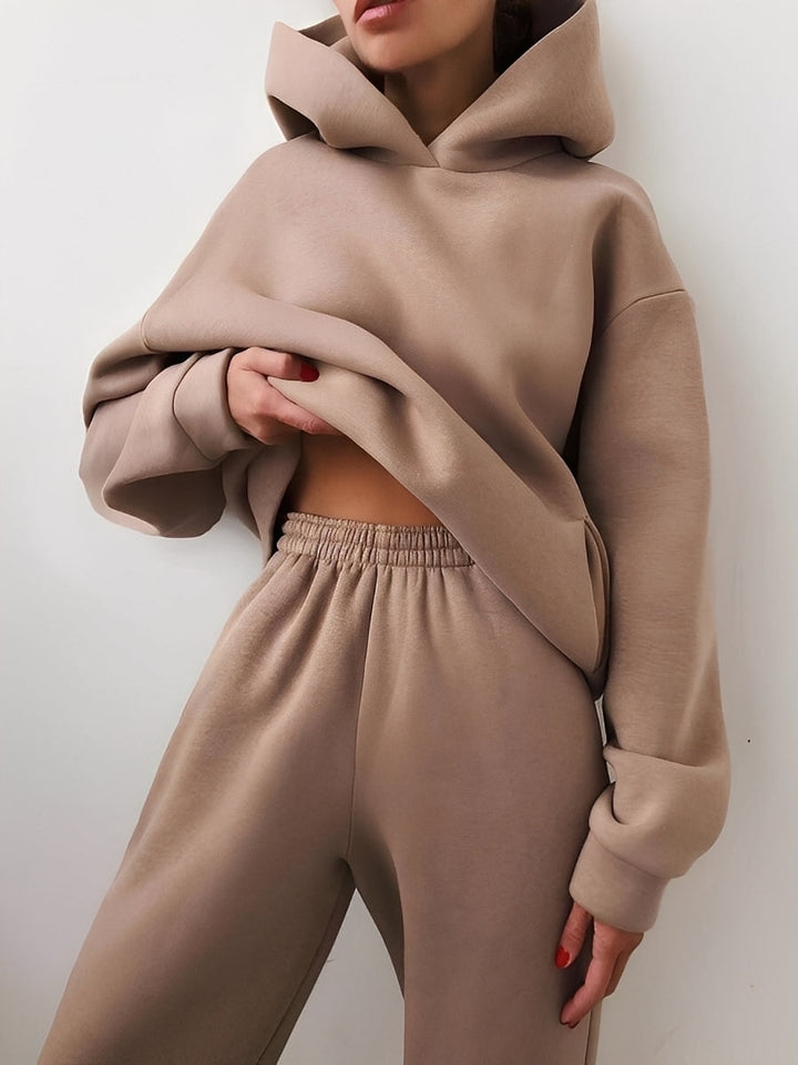 Jasmine - Bequemes Damen Jogging-Set mit Kapuze