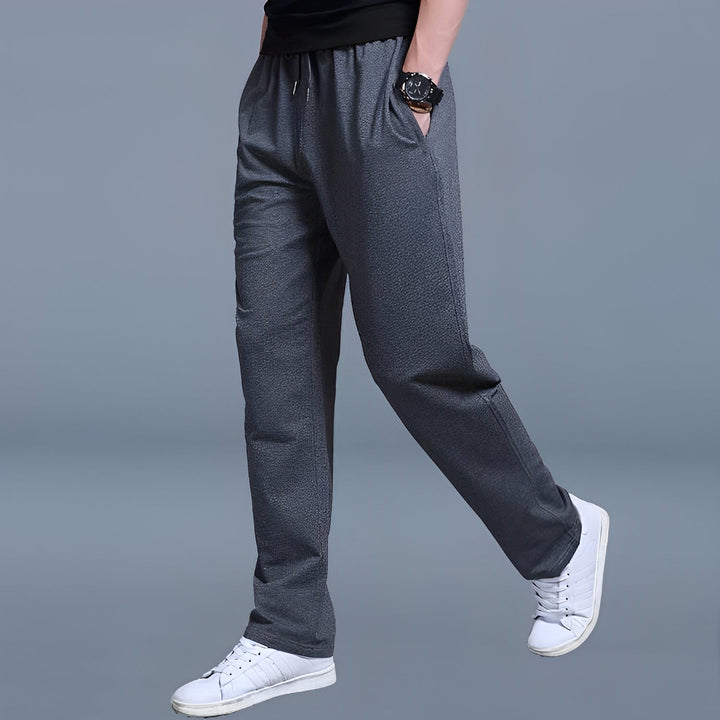 Warner - Bequeme, lockere Jogginghose für Männer