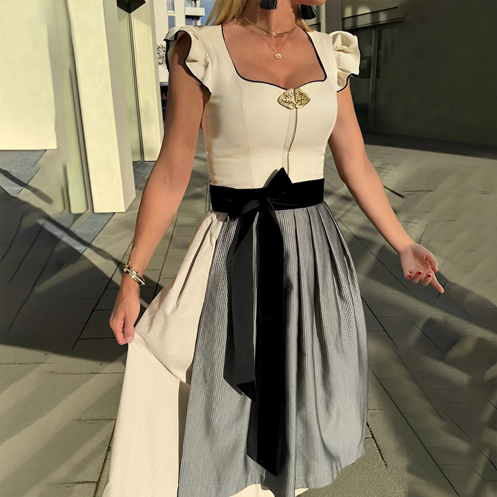 Kayden - Eng anliegendes Oktoberfest-Dirndl für Frauen