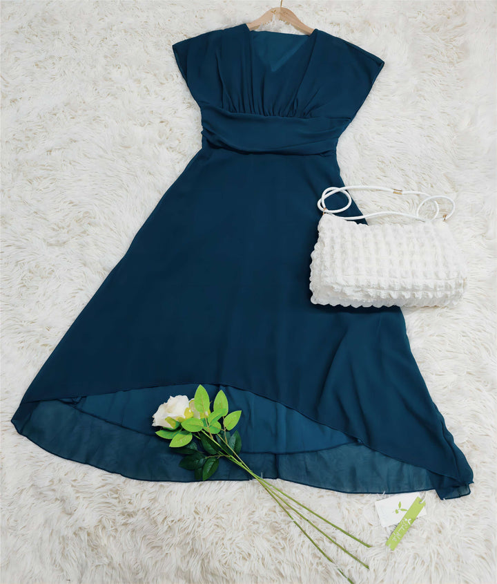 Wiktoria - Zeitloses Damenkleid