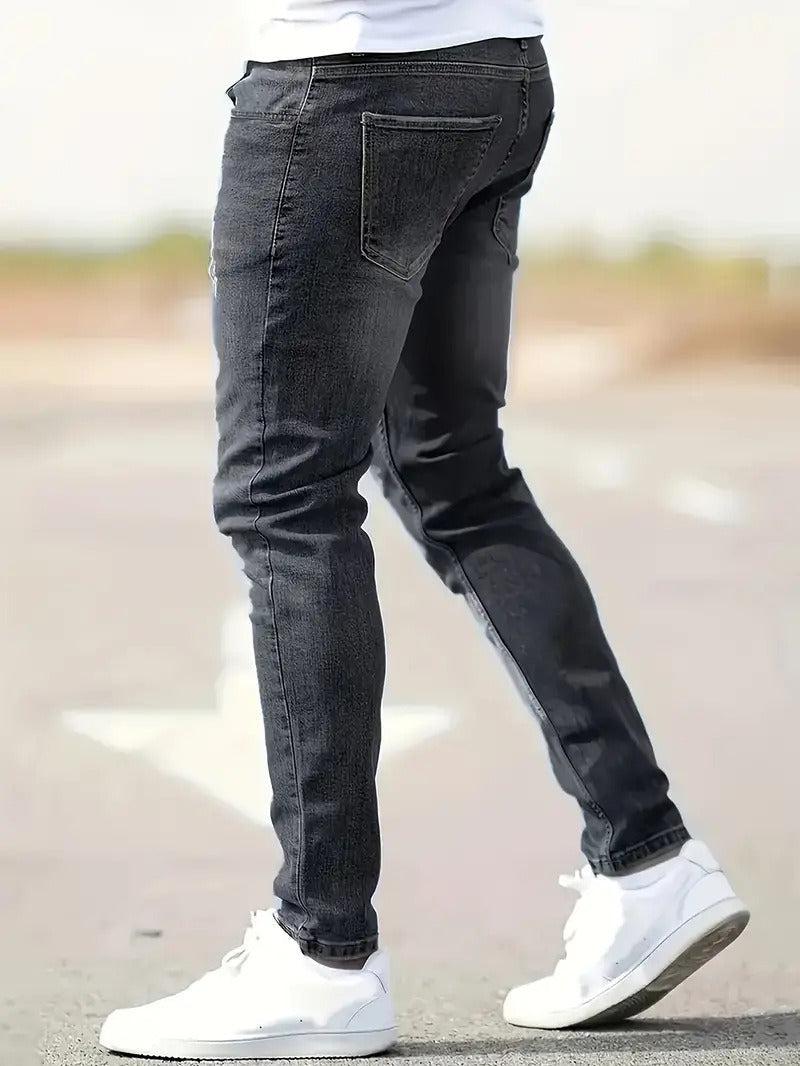 Malcolm – Klassisch und Cool Gerissener Denim