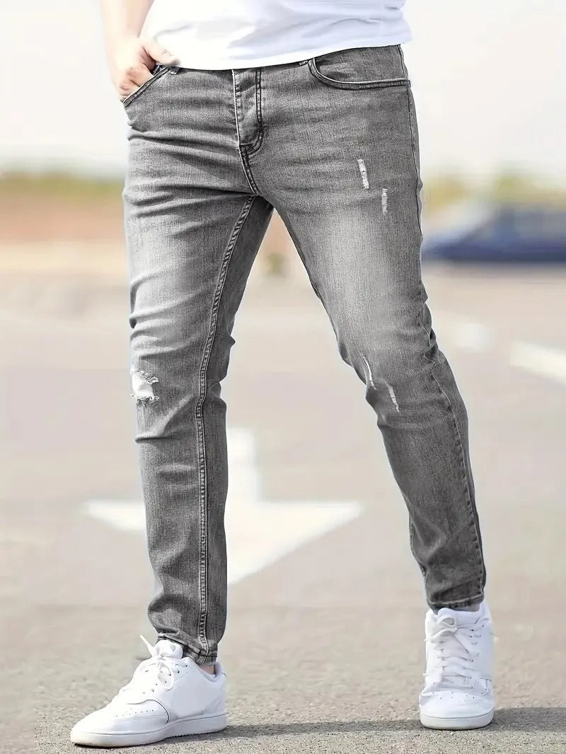Malcolm – Klassisch und Cool Gerissener Denim