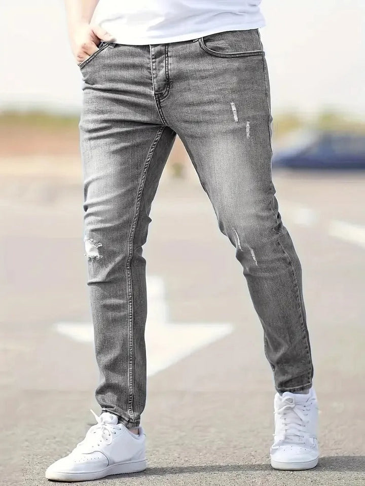 Malcolm – Klassisch und Cool Gerissener Denim