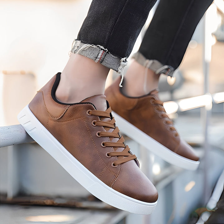 Jerome - Moderne flache Lederschuhe für Herren