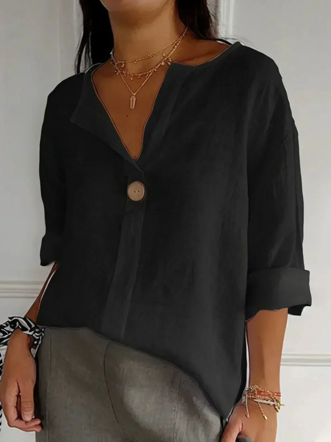 Siggy - Angenehme Bluse mit V-Ausschnitt