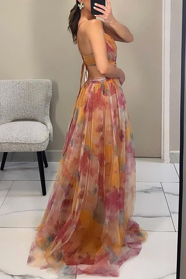 Aira – Raffiniertes Langarmkleid mit Bindebändern