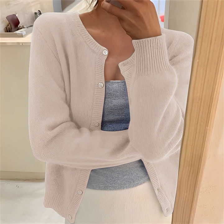 Jaqueline - Schlichter, stilvoller Damenstrickcardigan