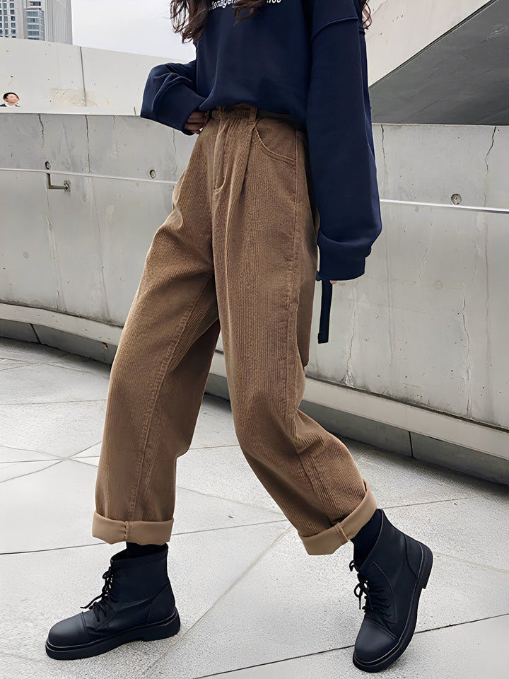 Shelbie - Weit geschnittene Cordhose für Damen im klassischen Design