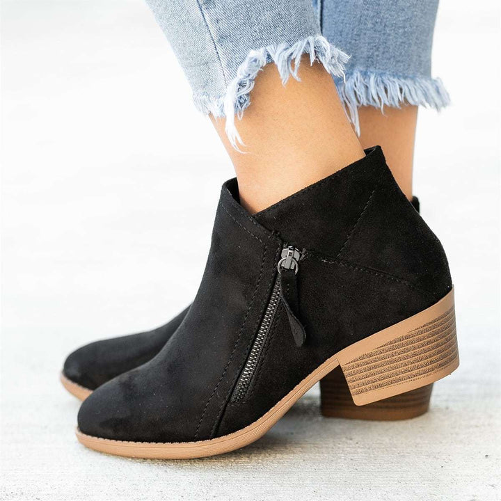 Elizabeth - Elegante Wildlederstiefel für Frauen