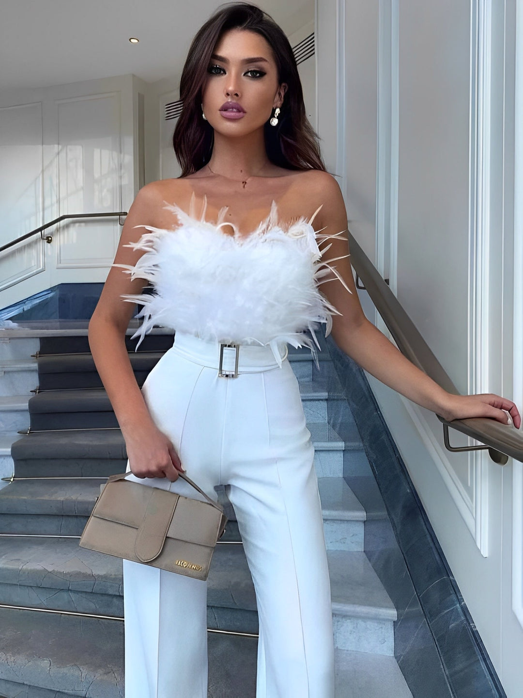 Rachelle - Eleganter Damen-Einteiler mit Federn am Oberteil