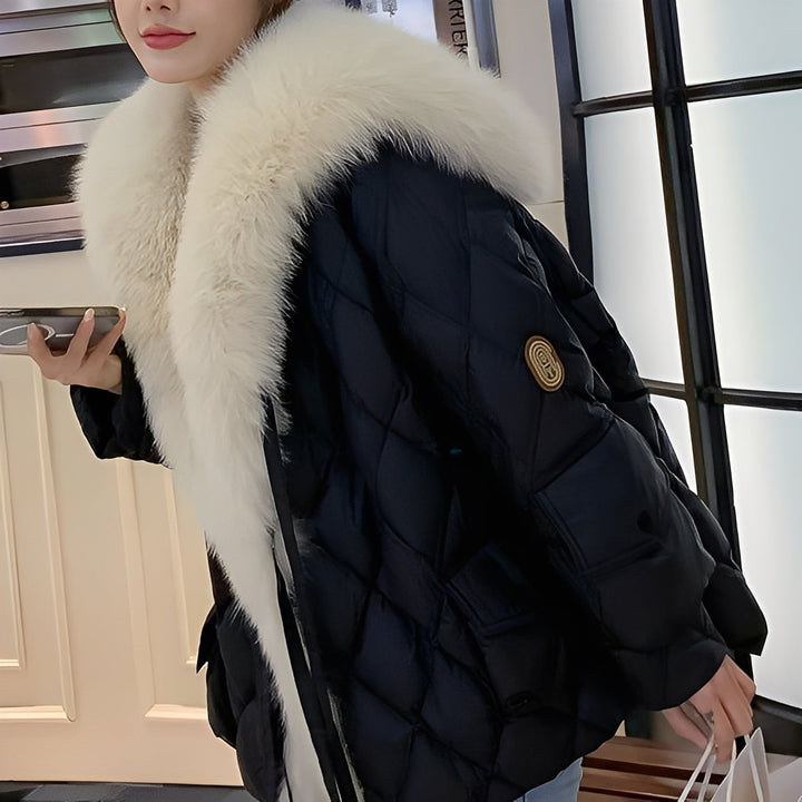 Marjorie - Modische Daunenjacke mit Pelzkragen für Damen