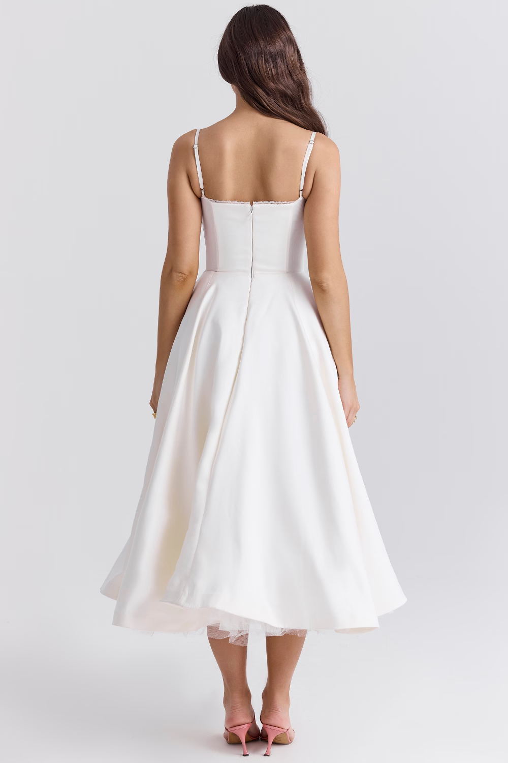 Leona - Schickes Satin-Kleid für Feiern