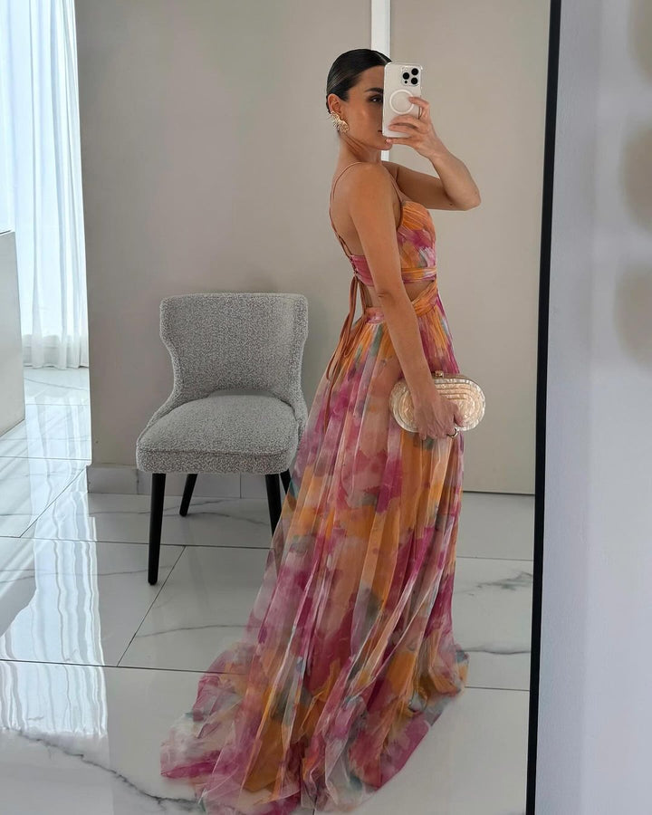Aira – Raffiniertes Langarmkleid mit Bindebändern