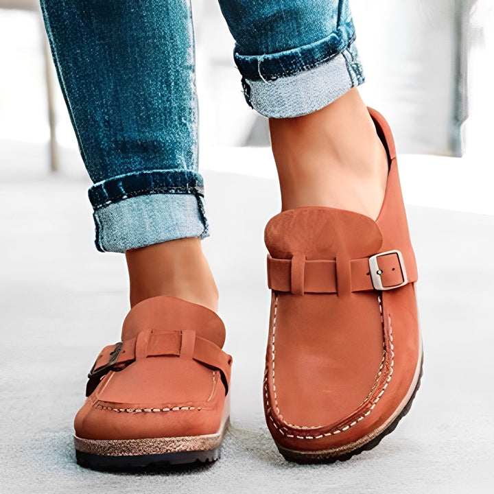 Briana - Frauen Slip-On Sandalen mit Schnalle und Bequemlichkeit
