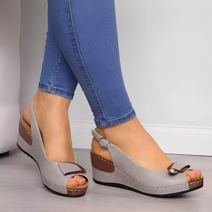Neville - Bequeme Damensandalen mit Keilabsatz