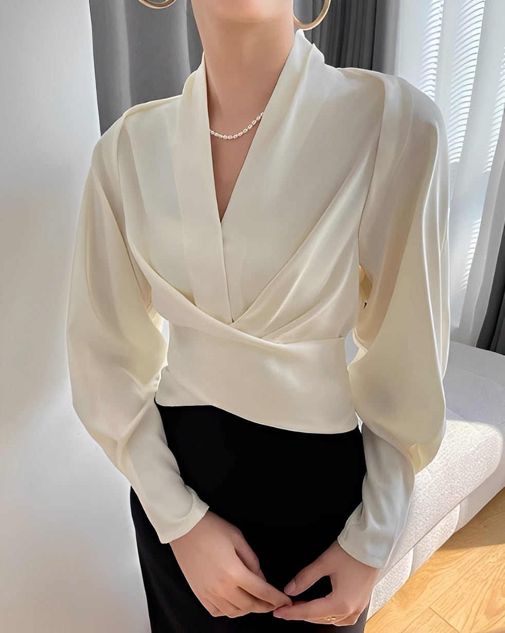 Annora - Elegante langärmelige Satinbluse für Damen