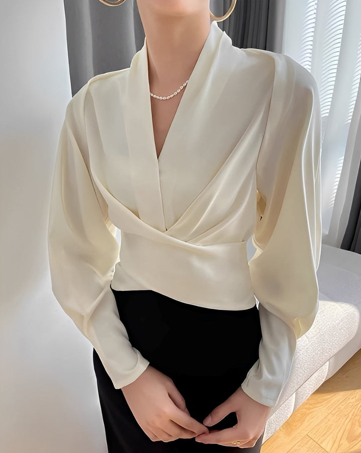 Annora - Elegante langärmelige Satinbluse für Damen