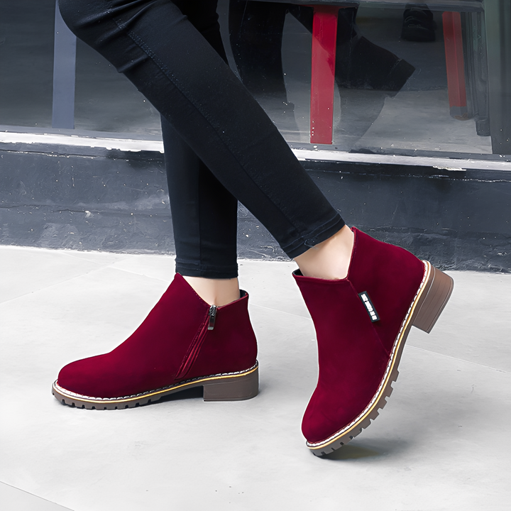 Chantelle - Modische Wildlederstiefel für Damen