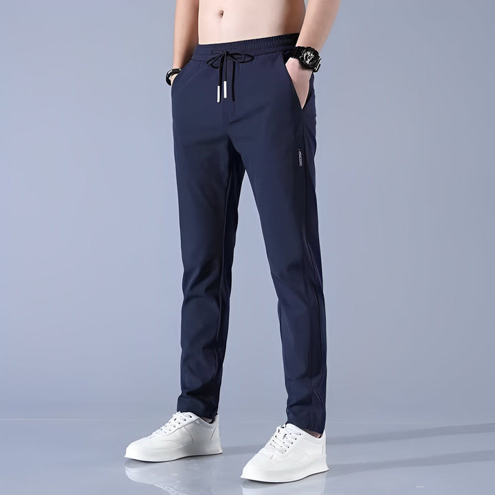 Tyrell - Bequeme Jogginghose für Männer mit enger Passform