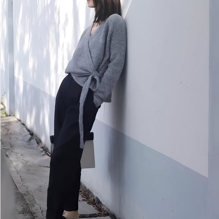 Eleanore - Eleganter Pullover mit schrägem Design für Damen