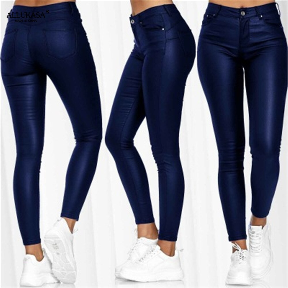 Dina – Stretch-Modehose aus Lederimitat