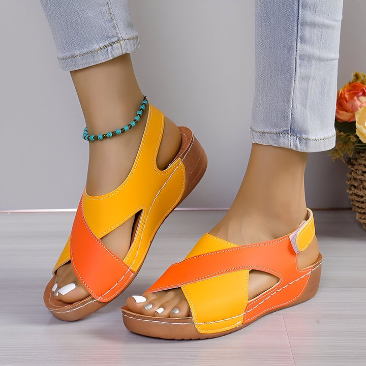 Clarissa - Bequeme Damen-Keilsandalen mit Kreuzriemen