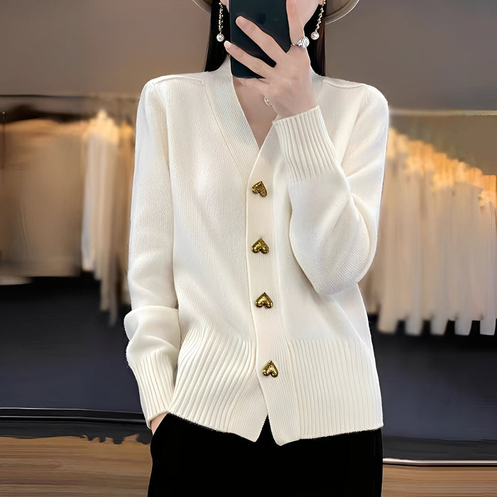 Valarie - Damen-Cardigan mit Herzknöpfen