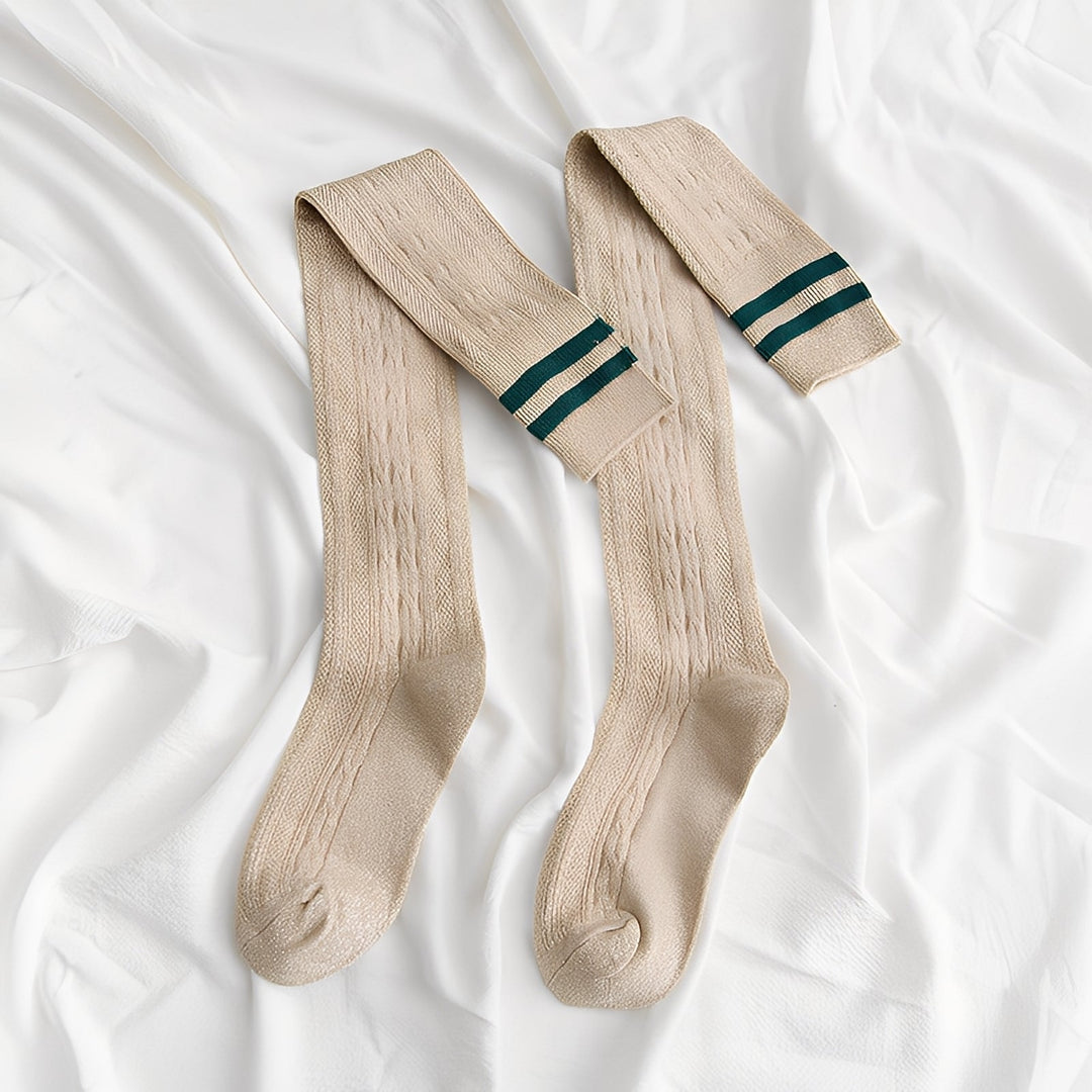 Zella - Stilvolle Damen-Overkneesocken