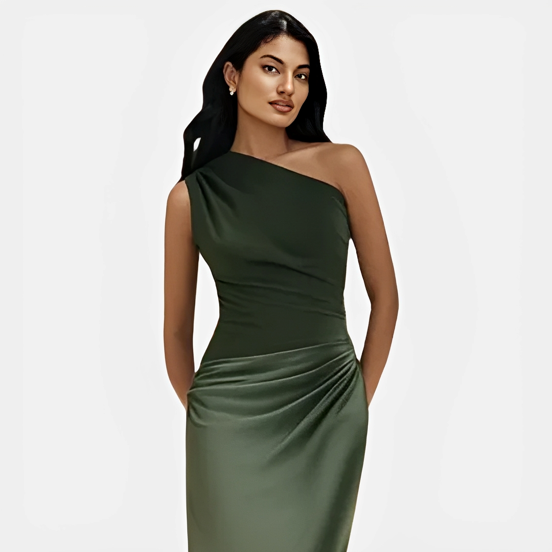 Tara – Schickes Kleid mit asymmetrischem Kragen und gerader Rock