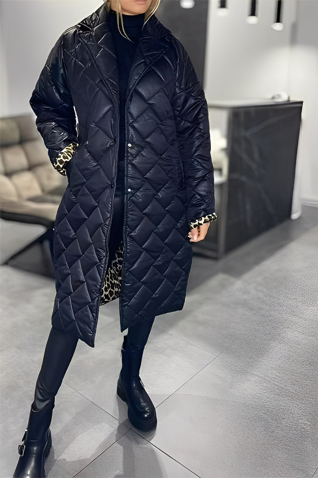 Beverly - Stilvolle, weit geschnittene Daunenjacke für Damen