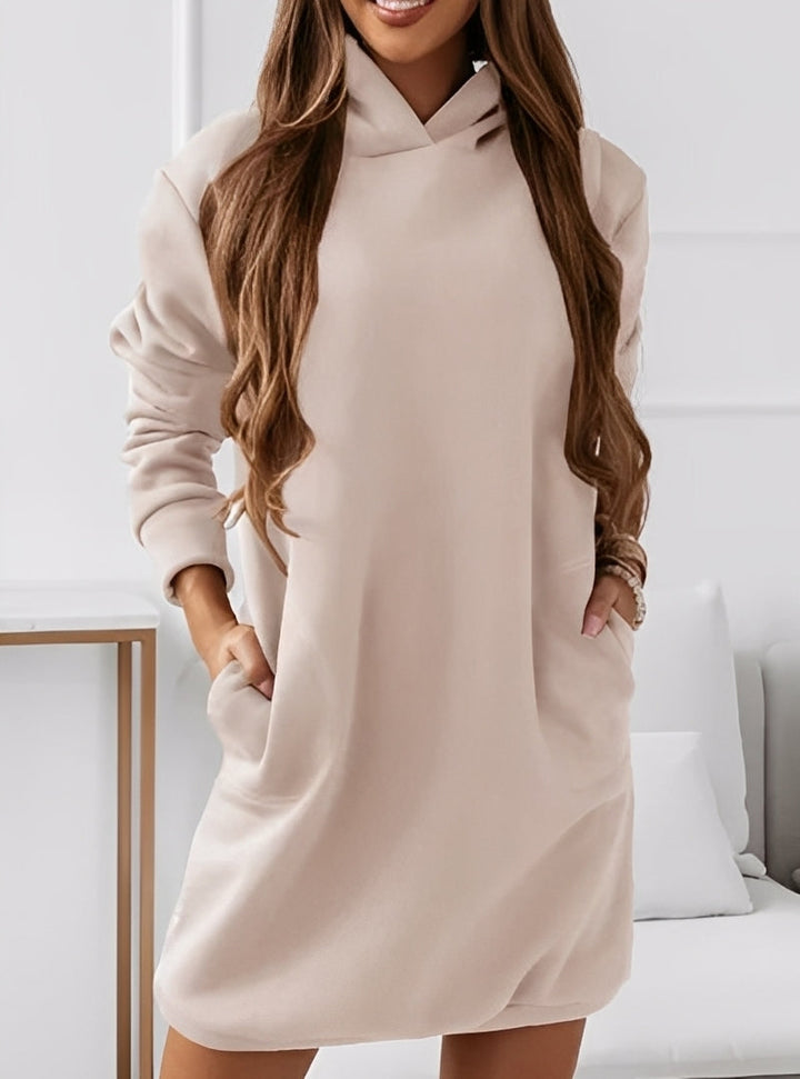Michaela - Schickes, kurzes Damenkleid mit Kapuze