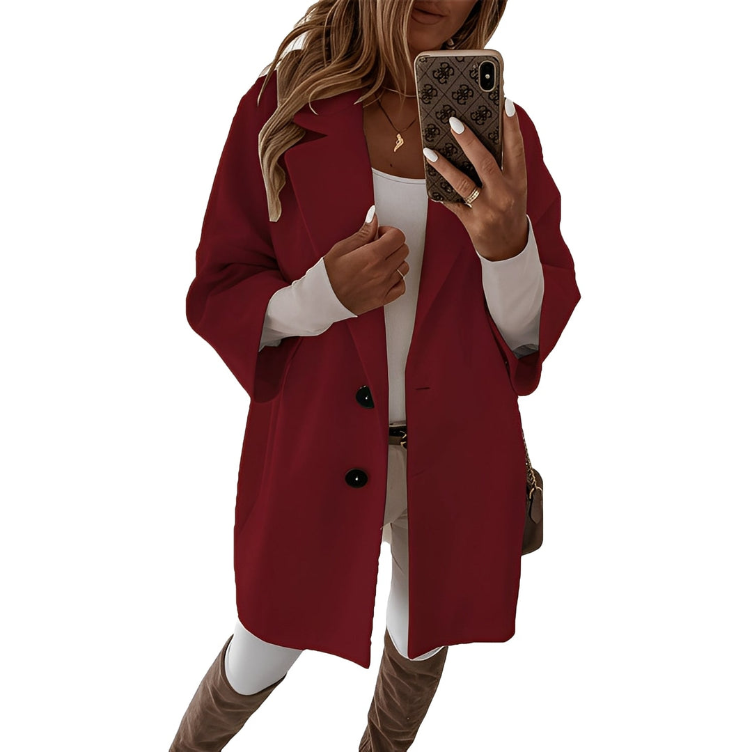Lindsie - Figurbetonte Damenjacke mit Knöpfen