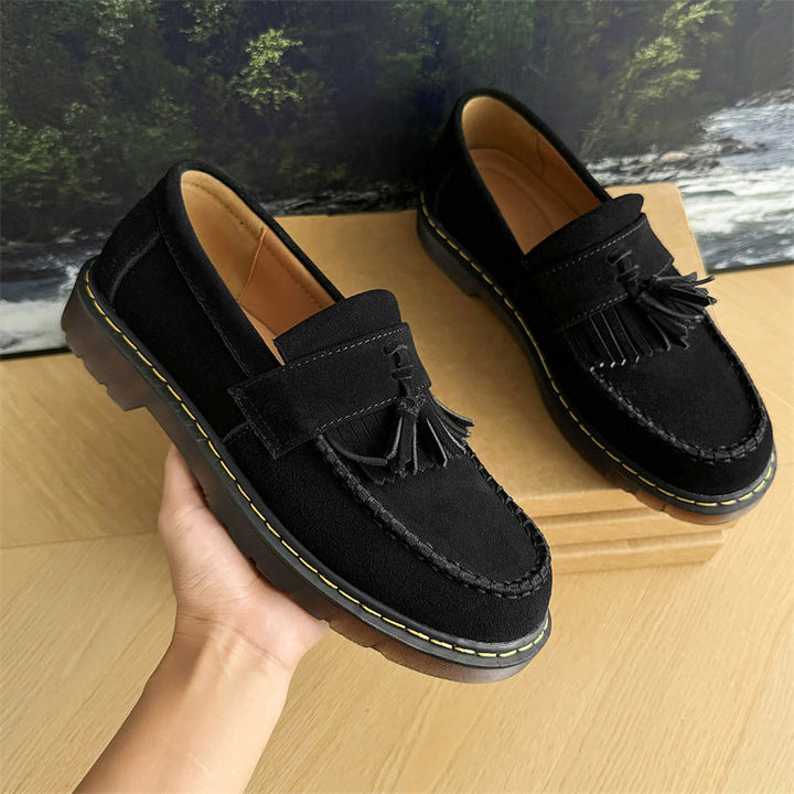 Milton - Herren-Slipper aus Wildleder mit Quasten im zeitgemäßen Design