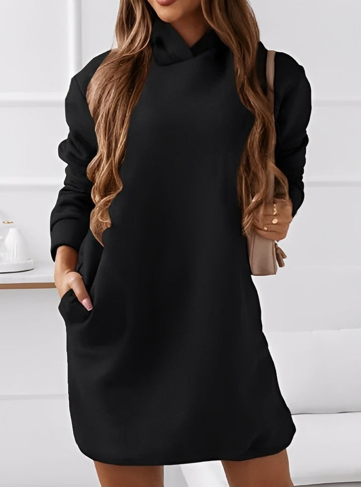 Michaela - Schickes, kurzes Damenkleid mit Kapuze