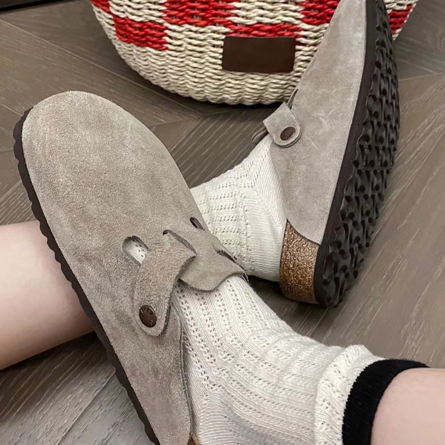 Davina - Unisex-Wildleder-Loafer im traditionellen Design