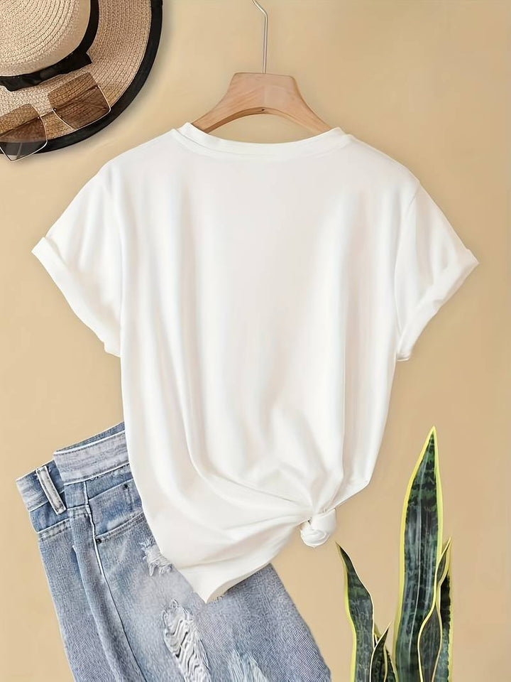 Nora – Minimalistische T-Shirt mit Modernem Design
