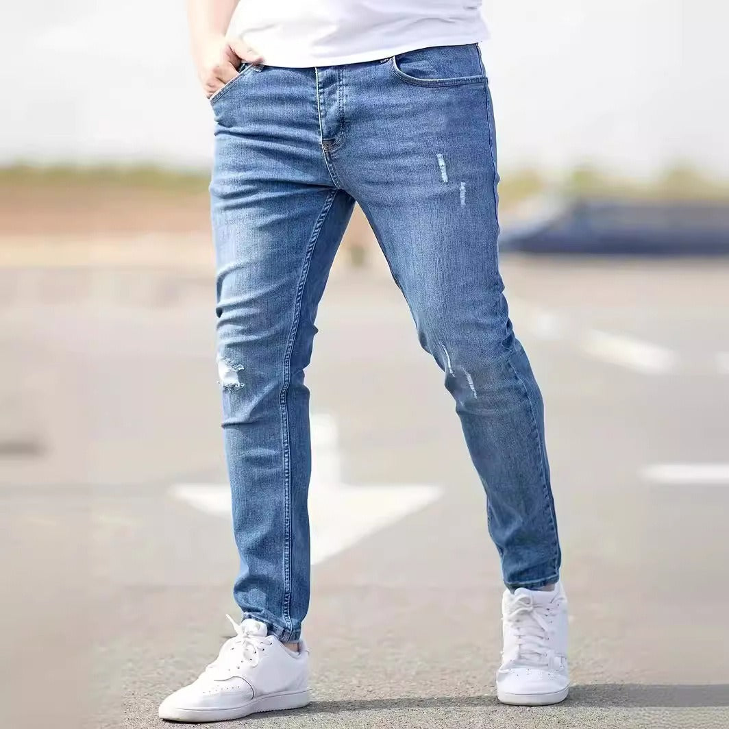 Malcolm – Klassisch und Cool Gerissener Denim