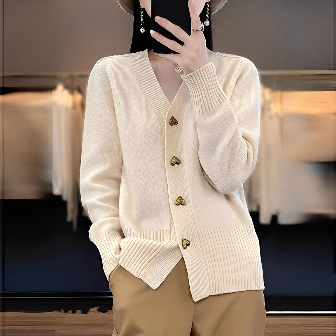Valarie - Damen-Cardigan mit Herzknöpfen