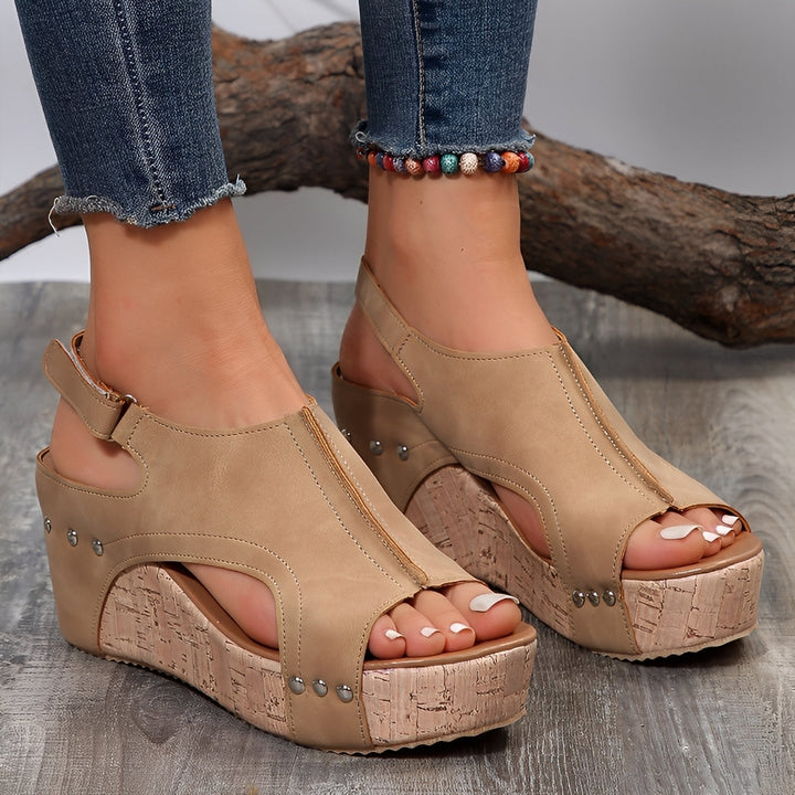 Averie - Trendige Damensandalen mit hoher Sohle