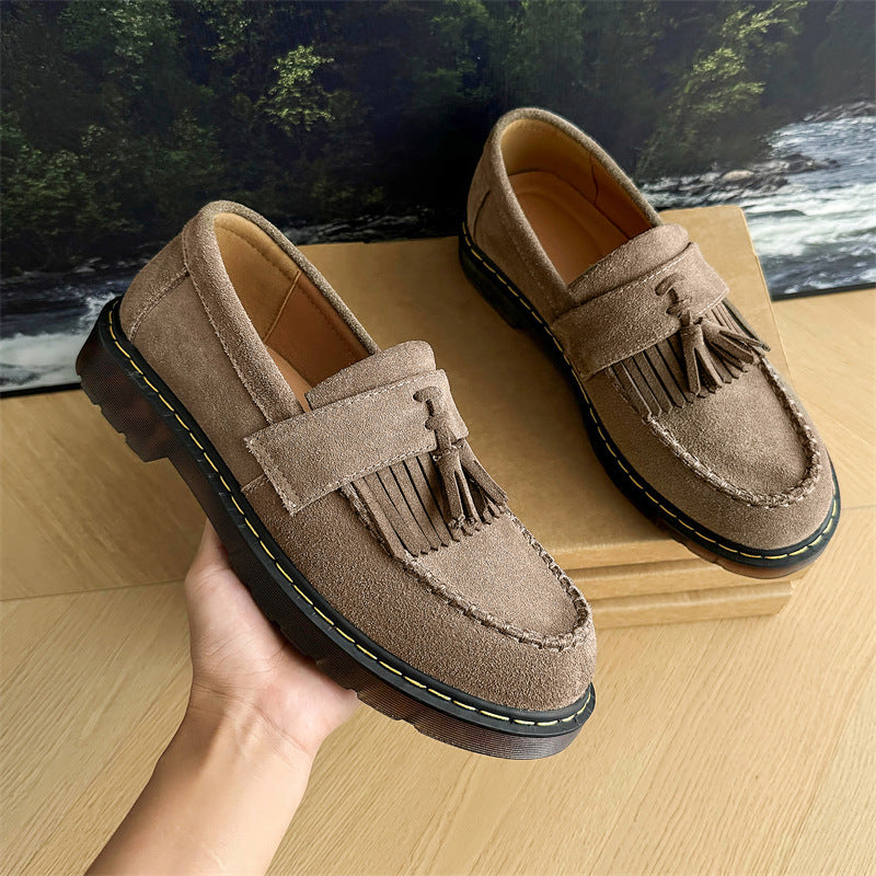 Milton - Herren-Slipper aus Wildleder mit Quasten im zeitgemäßen Design