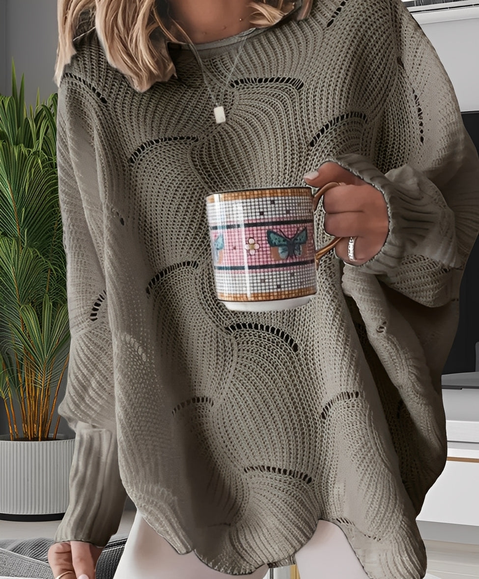 Kassandra - Stilvoller Damenpullover mit Ausschnitt