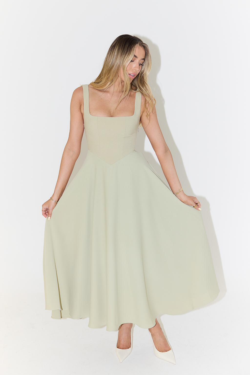 Melisandre - Midi Kleid Frau, Elegant & Vielseitig