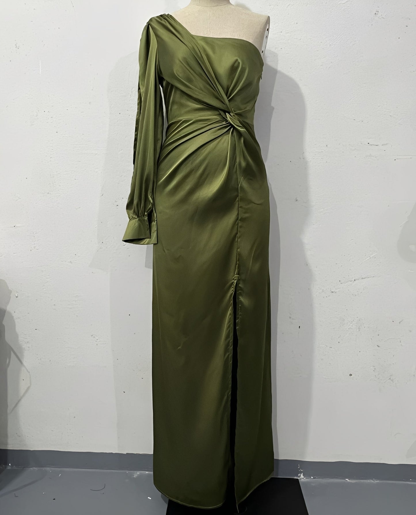 Jenna - Elegantes Damen-Abendkleid mit Schlitz