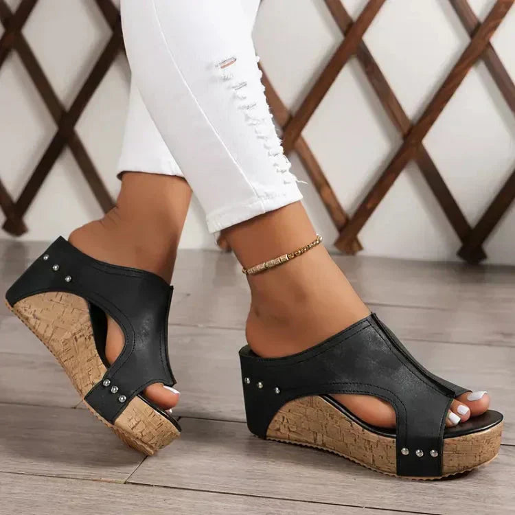 Luna - Orthopädische Sandalen mit Plateau und modernem Stil